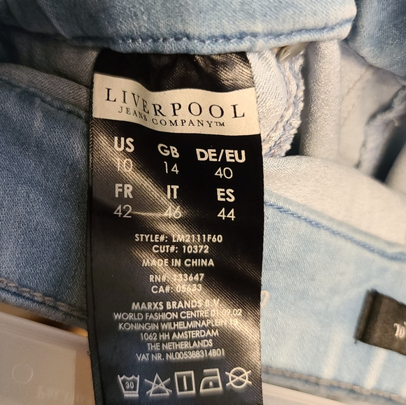 Liverpool Women's Size 10 Lightwash Pull On Ankle Jean Leggings 28" Inseam - Picture 4 of 4